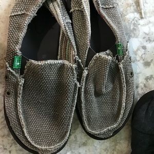 Sanuk olive green deck shoes excellent condition